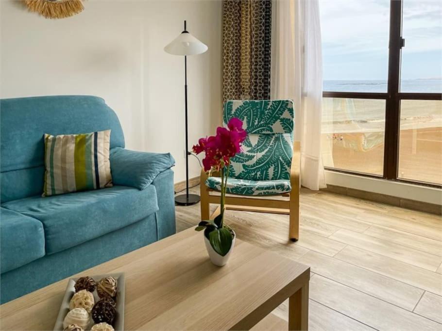 Beachfront Apartment Incl Highspeed Wifi Melenara Esterno foto