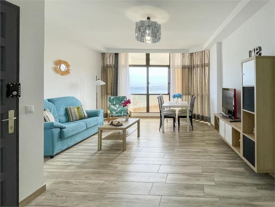 Beachfront Apartment Incl Highspeed Wifi Melenara Esterno foto
